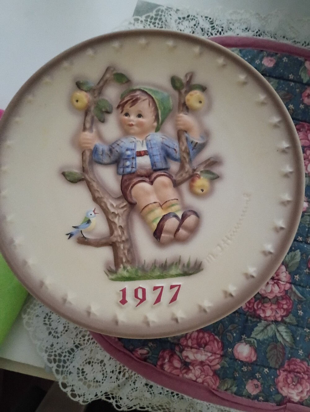 1977 Hummel Plate